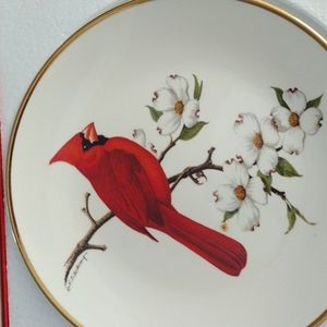 AVON CARDNIAL NORTH AMERICAN SONG BIRD COLLECTIBLE PLATE   "MINT" W/PAPERWORK 📜